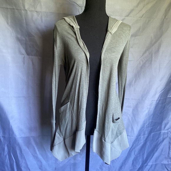 Princess Vera Wang Medium Dark Green Grey Long Sleeve Light Cardigan With Hoodie - Picture 1 of 5